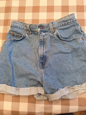 Levi's Vintage Mom Shorts Orange Tag